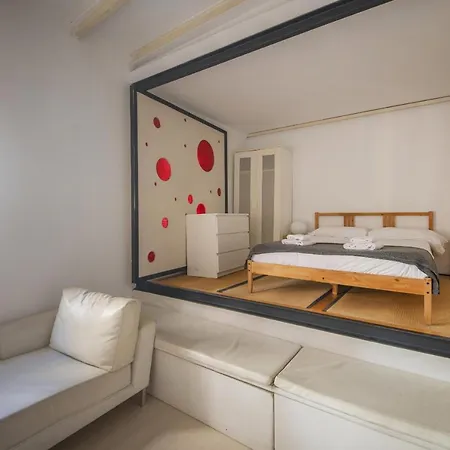 Catalunya Casas Pied-a-terre In 100m From
