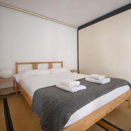 Catalunya Casas Pied-à-terre In 100m From *